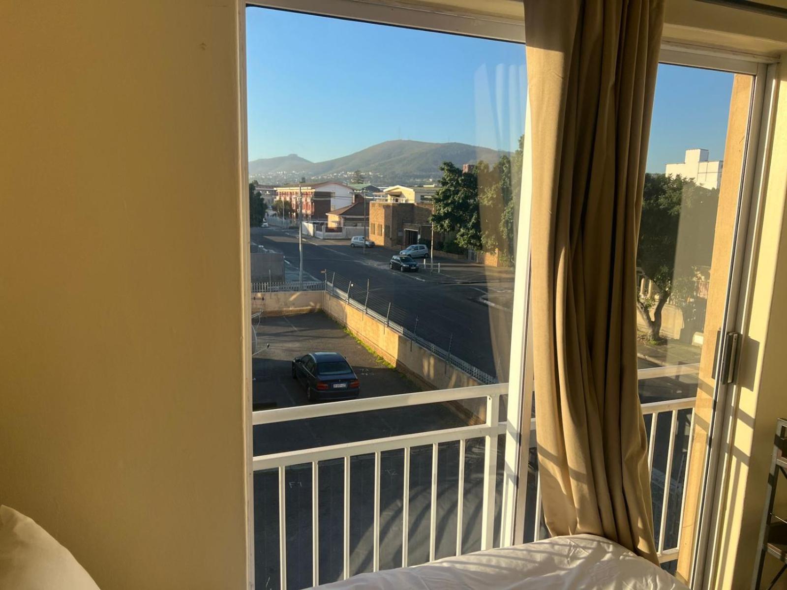 Parow Palms Apartment *